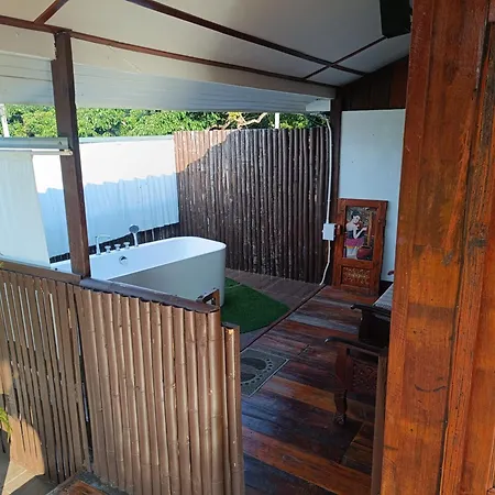 ม่วนใจ๋ปันสุข โฮมสเตย์แอนคาเฟ่ Muanjai Punsuk Homestay And Cafe Chom Thong Exterior photo