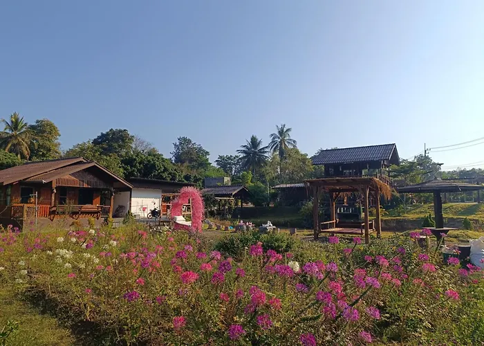 ม่วนใจ๋ปันสุข โฮมสเตย์แอนคาเฟ่ Muanjai Punsuk Homestay And Cafe