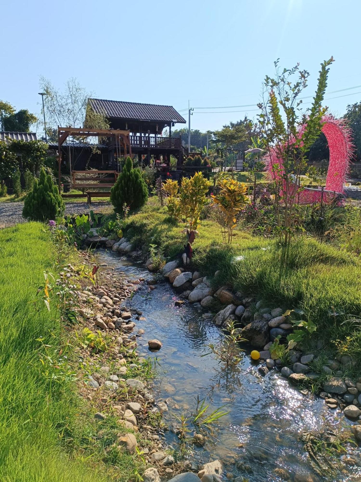 ม่วนใจ๋ปันสุข โฮมสเตย์แอนคาเฟ่ Muanjai Punsuk And Cafe