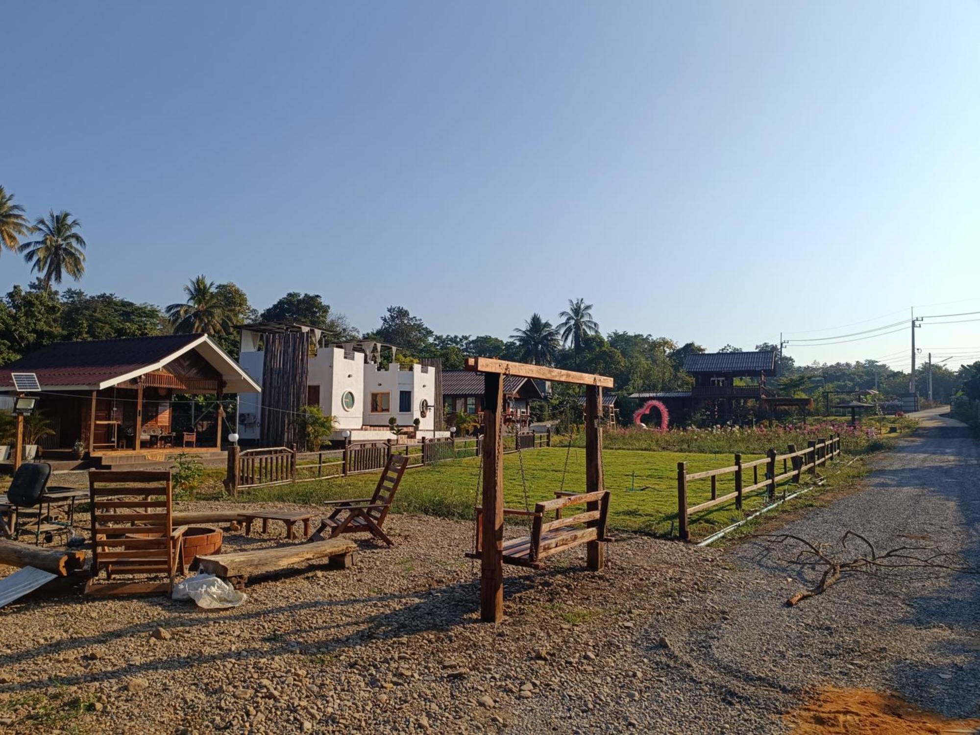 Holiday home ม่วนใจ๋ปันสุข โฮมสเตย์แอนคาเฟ่ Muanjai Punsuk And Cafe *