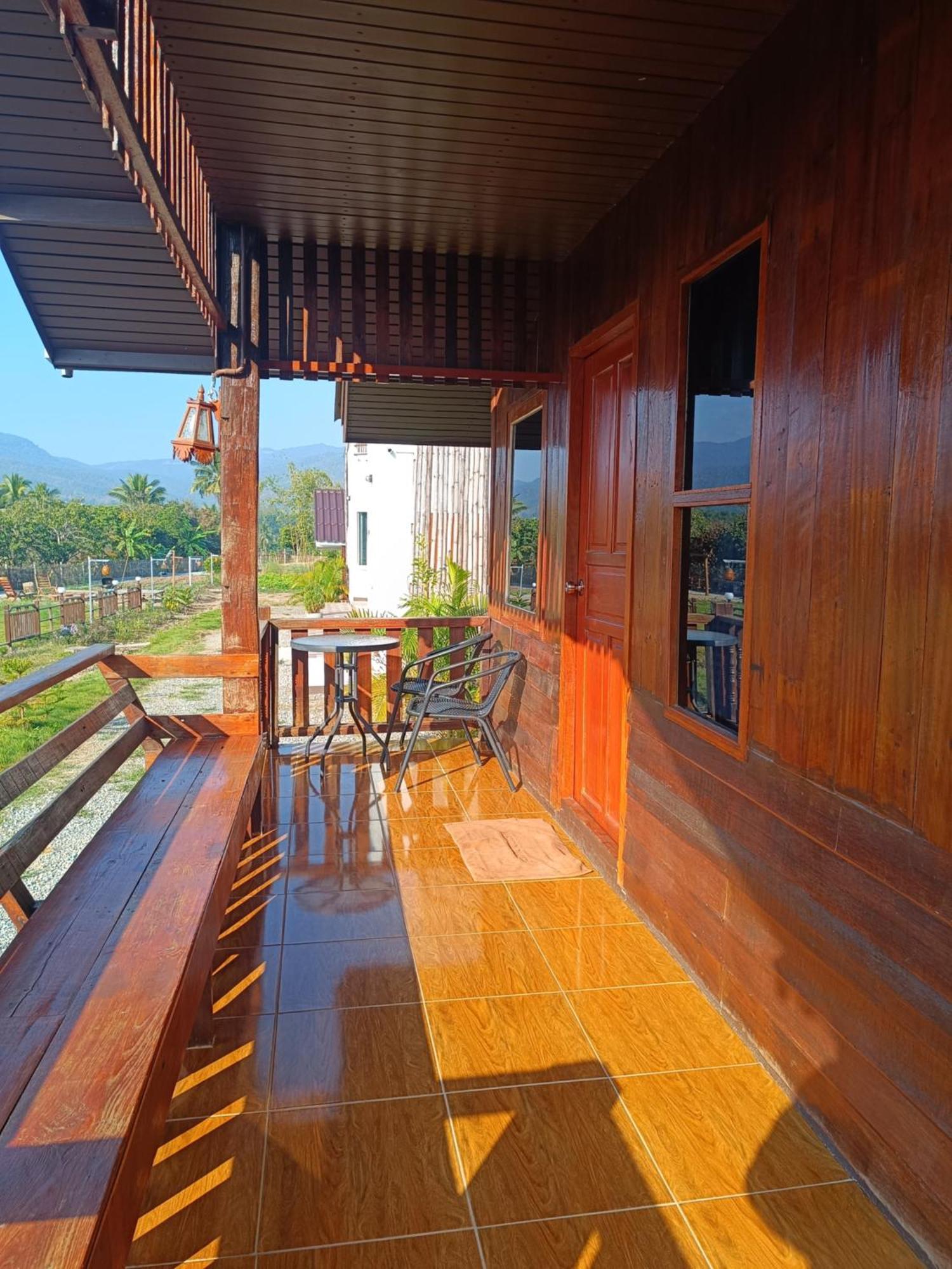 ม่วนใจ๋ปันสุข โฮมสเตย์แอนคาเฟ่ Muanjai Punsuk And Cafe Chom Thong