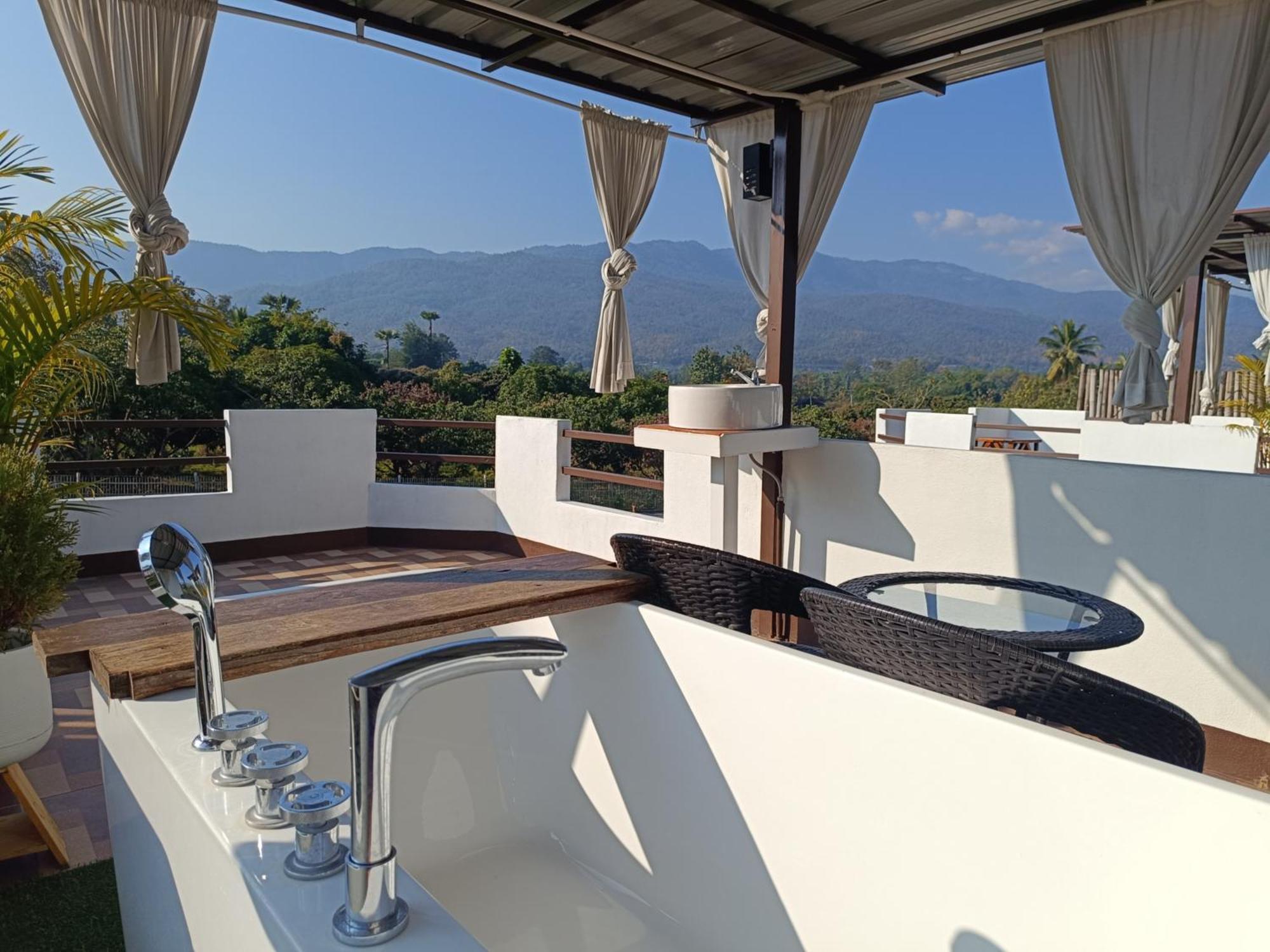 ม่วนใจ๋ปันสุข โฮมสเตย์แอนคาเฟ่ Muanjai Punsuk And Cafe Holiday home *